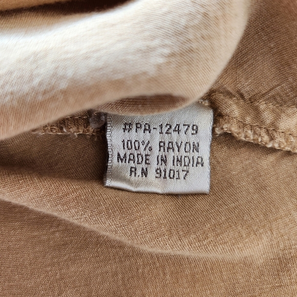 Solitaire Embroidered Tan Women's Top Size Medium - Picture 9 of 9